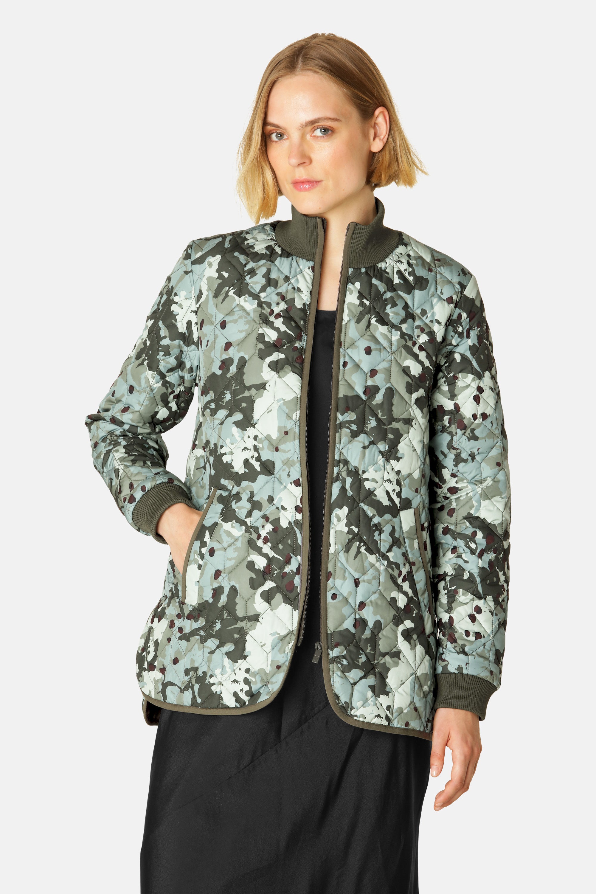 Ilse Jacobsen Hornbæk Outerwear Steppjacke Jacket 497 Green Camo